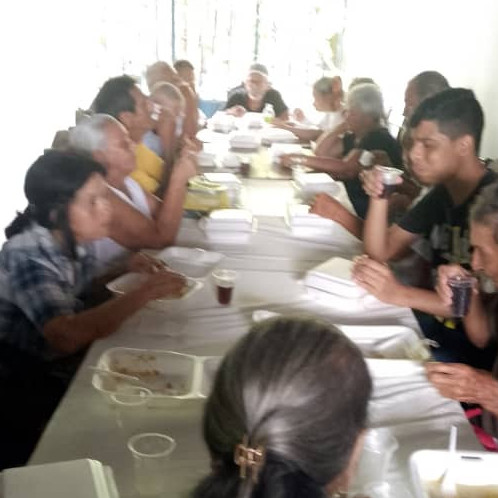 Diario Frontera, Frontera Digital,  El Vigía Panamericana, ,Empresas Polar compartió un almuerzo navideño con los abuelos de 
“Queremos Ayudar” en Mucujepe