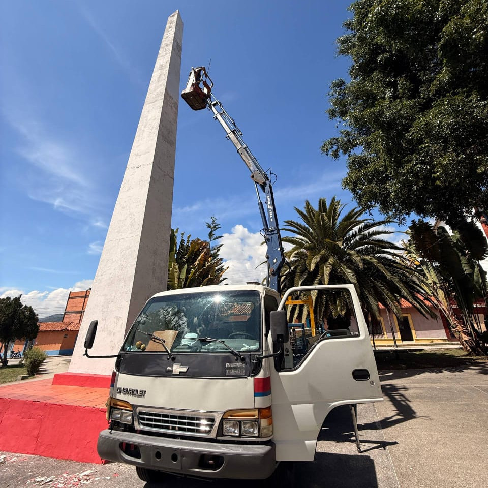 Diario Frontera, Frontera Digital,  Regionales, ,Alcalde Nelson Álvarez rehabilita la histórica plaza El Espejo