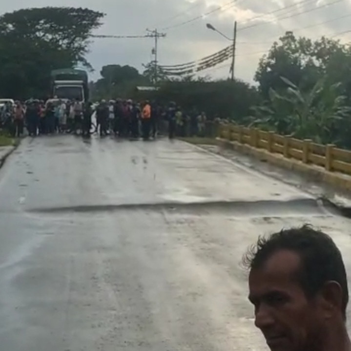 Diario Frontera, Frontera Digital,  El Vigía Panamericana, ,Restringido el paso por el puente sobre el río Arenoso tras fuertes precipitaciones en Mérida
