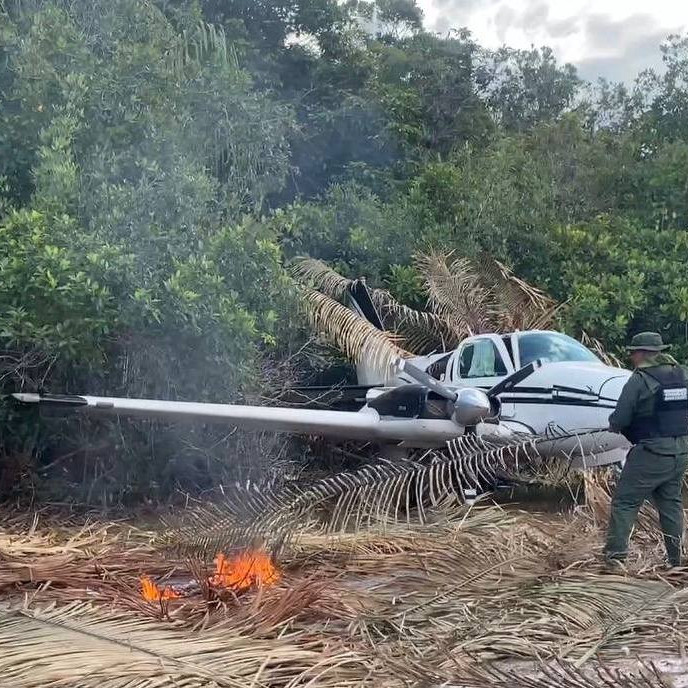 Diario Frontera, Frontera Digital,  Nacionales, ,FANB destruyó tres avionetas en Amazonas vinculadas al narcotráfico