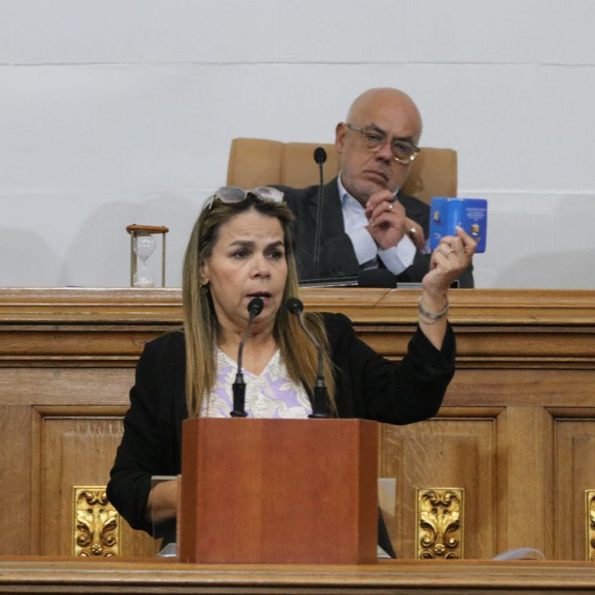 Diario Frontera, Frontera Digital,  Nacionales, ,“Los dos únicos presos políticos en Venezuela son Maduro y Cilia”, según Iris Varela