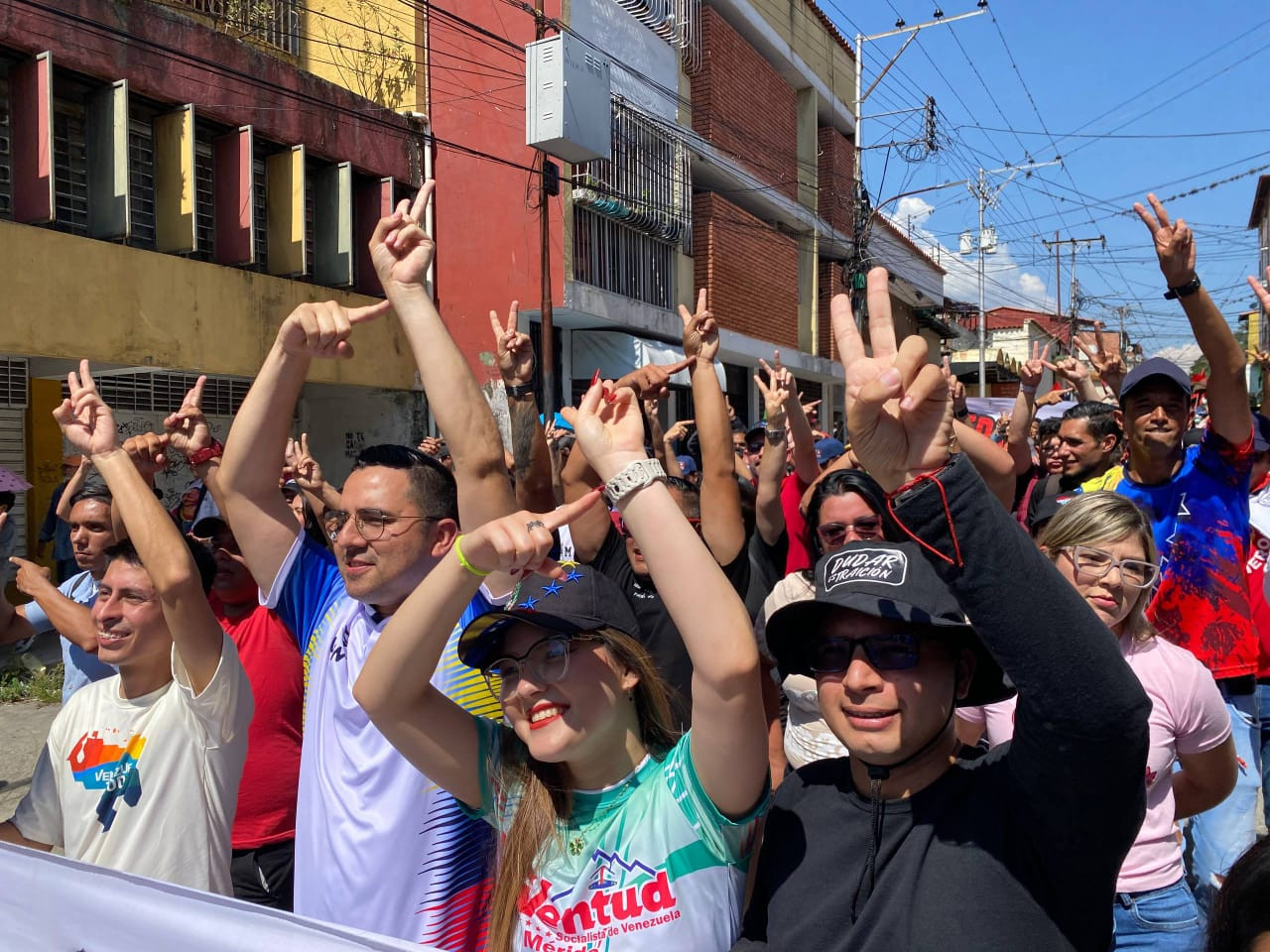 Diario Frontera, Frontera Digital,  Regionales, ,Más de 12.000 jóvenes marchan por la paz y la unidad nacional