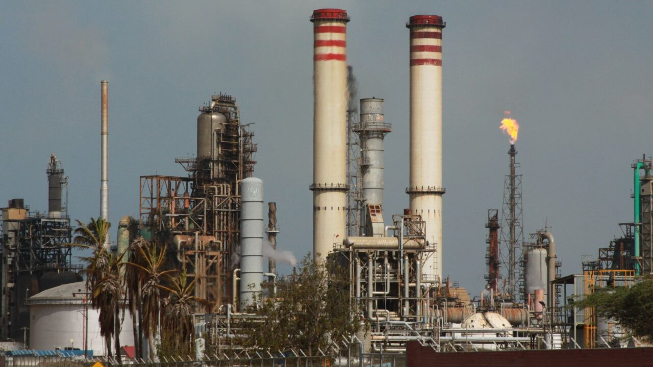 Diario Frontera, Frontera Digital,  Nacionales, ,Refinería de Amuay quedó fuera de servicio por dos días tras apagón eléctrico