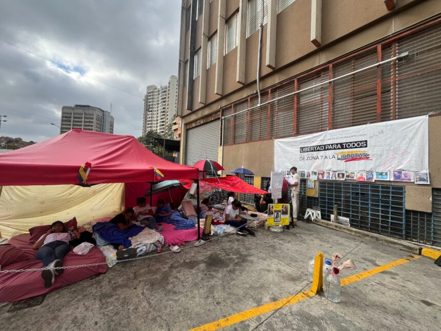 Diario Frontera, Frontera Digital,  Nacionales, ,Familiares de presos políticos en Zona 7 cumplieron más de 72 horas en huelga de hambre
