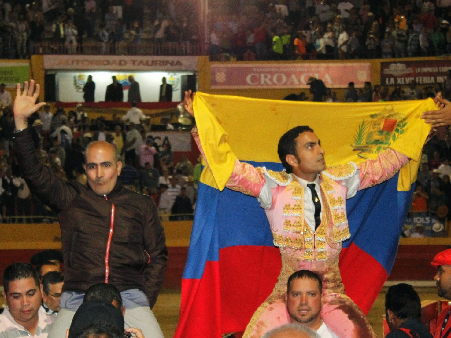 Diario Frontera, Frontera Digital,  Entretenimiento, ,TAL DIA COMO HOY… | Desafortunada tarde del maestro Pepe Cáceres, apoteosis de “El Juli” y “El Califa de Aragua”