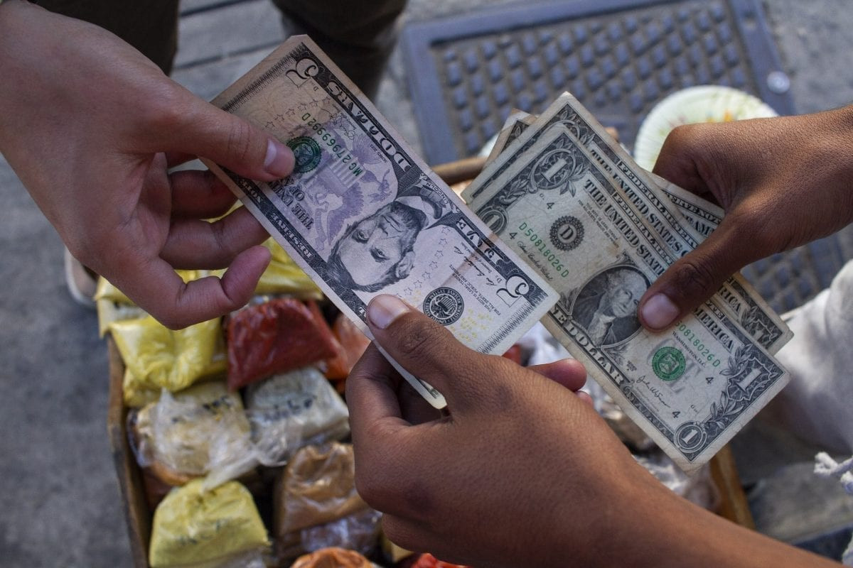 Diario Frontera, Frontera Digital,  Nacionales, ,Bloomberg: El 58 % de los venezolanos espera mejoras económicas en los próximos seis meses