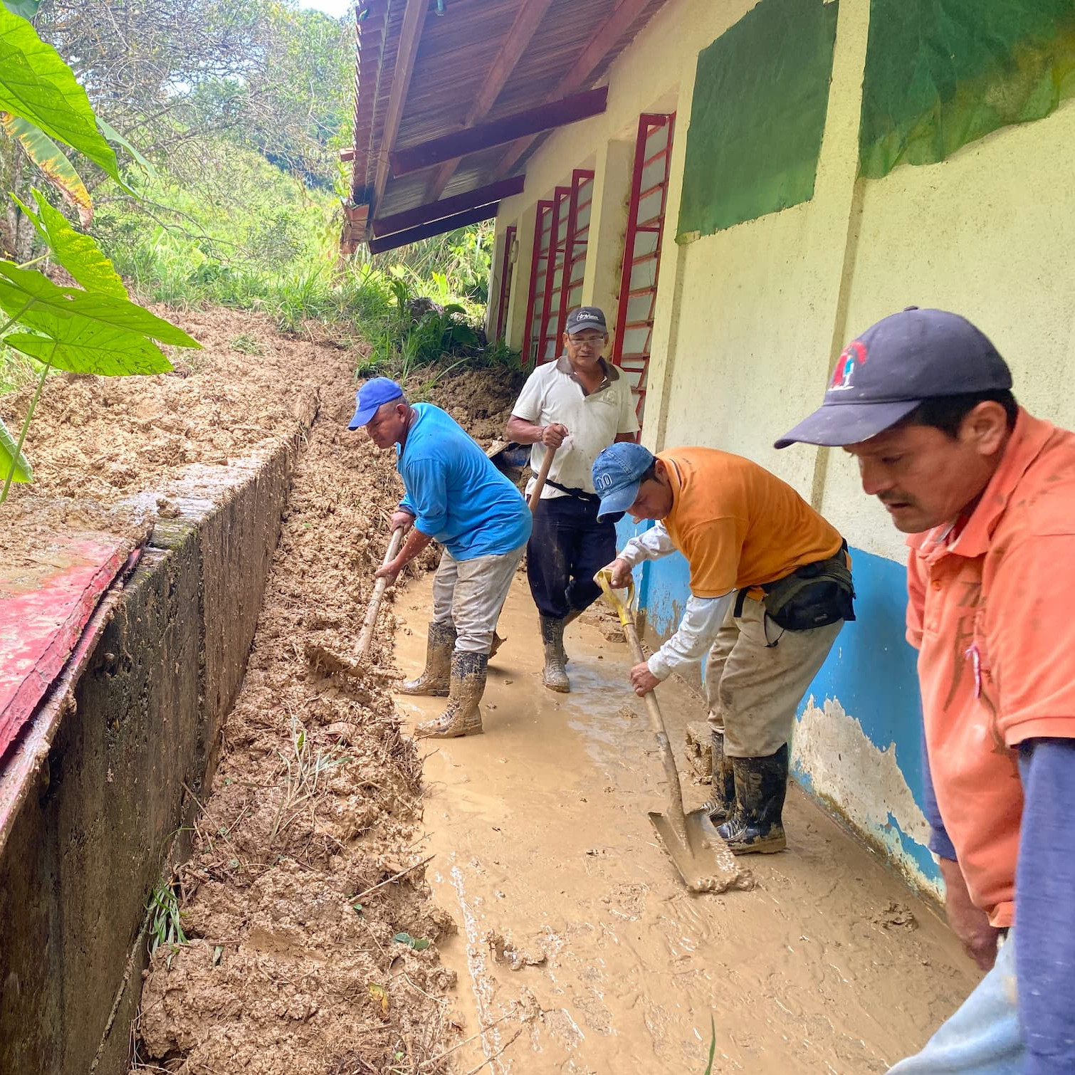 Diario Frontera, Frontera Digital,  Mocoties, ,Alcaldía de Zea y autoridades educativas activan plan de emergencia en Escuela Bolivariana Santa Bárbara