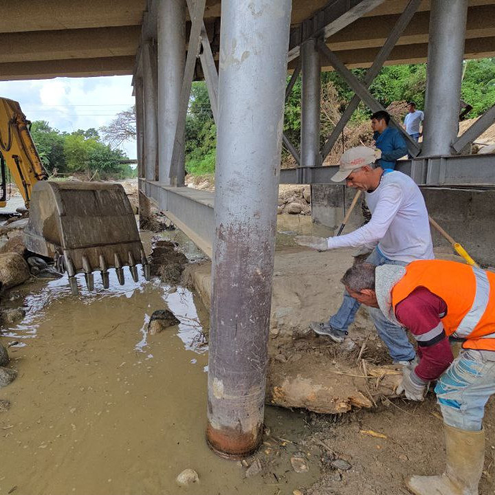 Diario Frontera, Frontera Digital,  El Vigía Panamericana, ,Gobierno bolivariano avanza en la rehabilitación del puente sobre el río El Arenoso