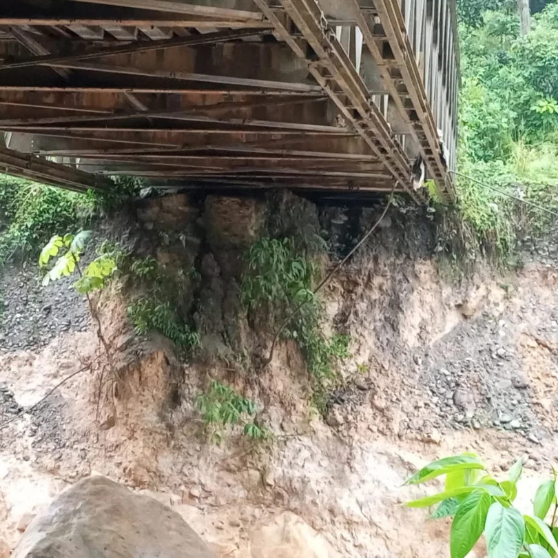 Diario Frontera, Frontera Digital,  El Vigía Panamericana, ,Prohíben paso de vehículos pesados por puente Quebrada La Virgen en Alberto Adriani
