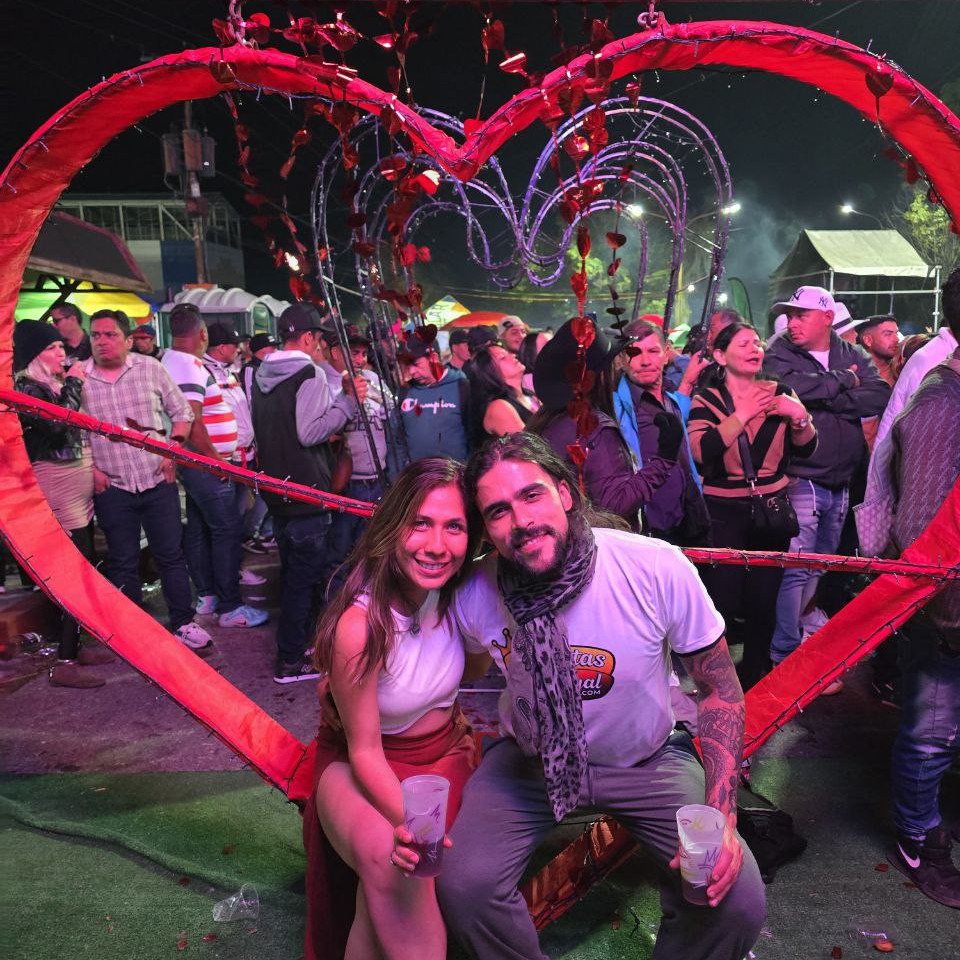 Diario Frontera, Frontera Digital,  Regionales, ,Mérida se desbordó de romance y alegría con el espectáculo "Mérida te Enamora"