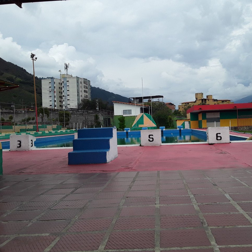 Diario Frontera, Frontera Digital,  Sucesos, ,Fallece septuagenario tras presunto infarto mientras entrenaba en el Polideportivo Ítalo de Filippis