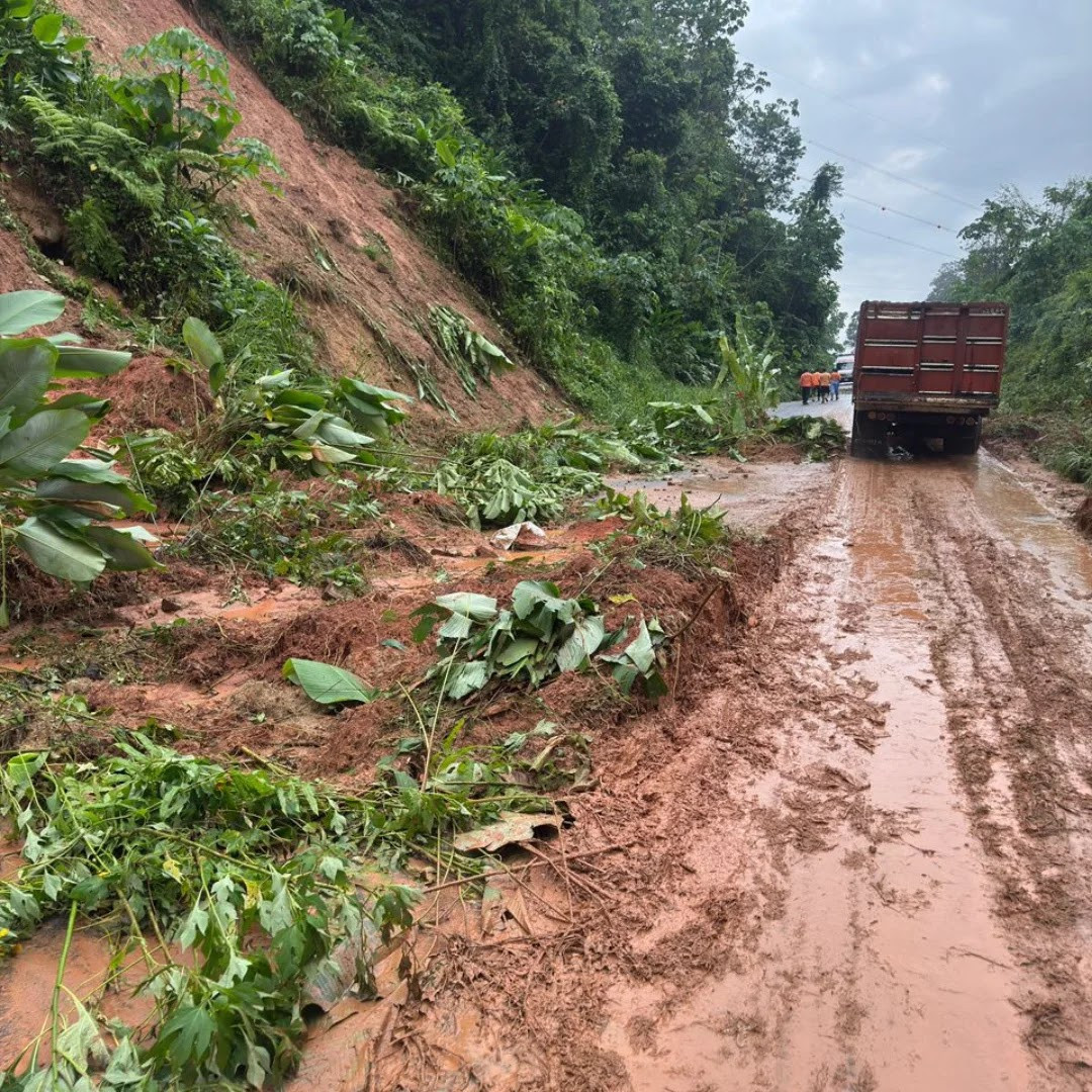 Diario Frontera, Frontera Digital,  El Vigía Panamericana, ,Lluvias generan paso intermitente por derrumbes entre Caño Amarillo y Guayabones
