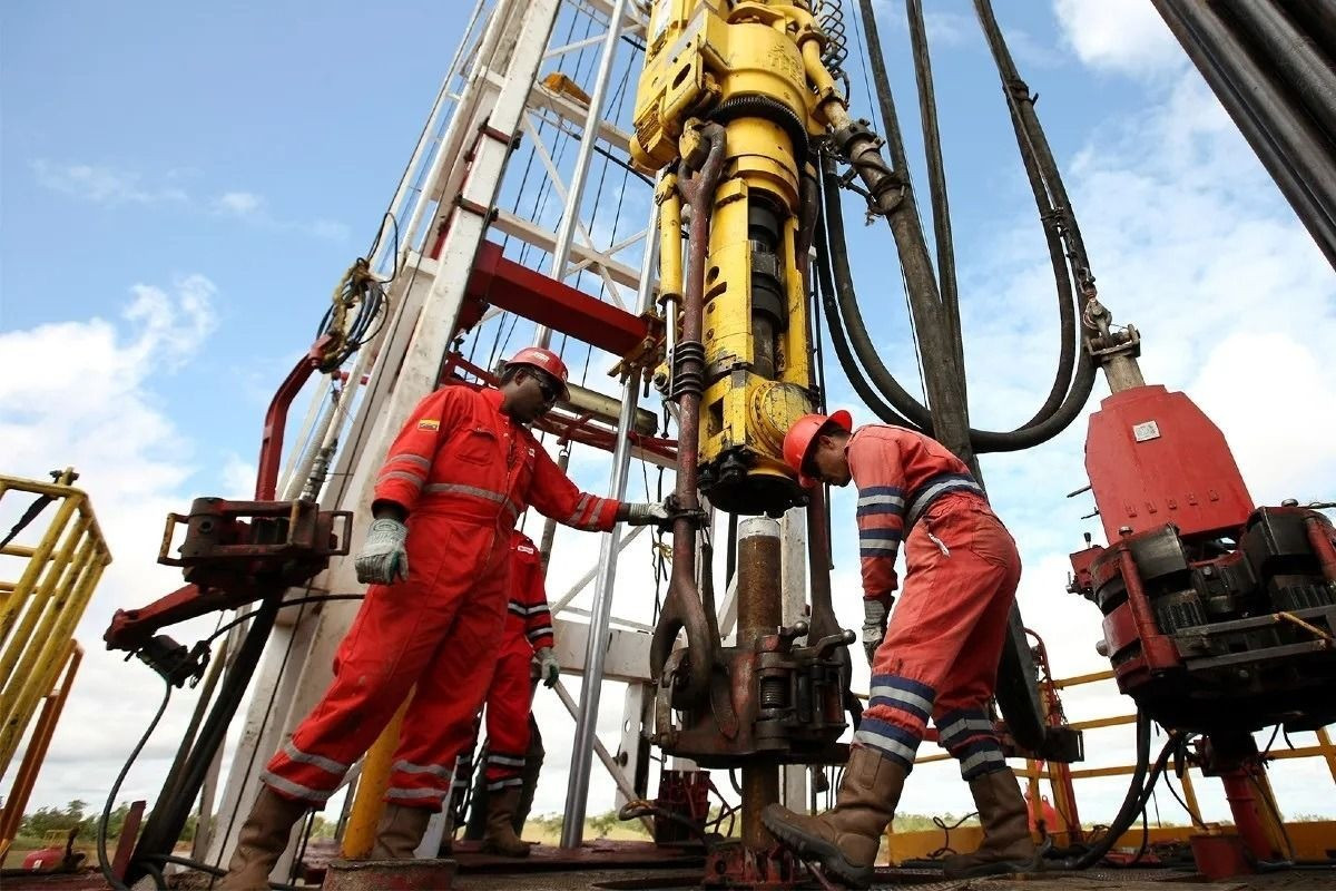 Diario Frontera, Frontera Digital,  Nacionales, ,Economista Luis Oliveros: Venezuela debe producir sobre 800 mil barriles diarios para aprovechar alza del petróleo