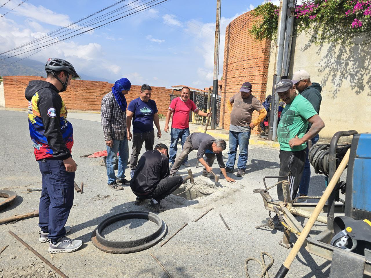 Diario Frontera, Frontera Digital,  Regionales, ,Alcaldía de Mérida rehabilita sistema de alcantarillado en adyacencias de Serranía Casa Club