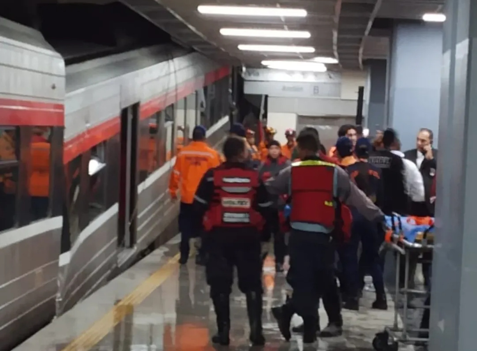 Diario Frontera, Frontera Digital,  Nacionales, ,Al menos 7 heridos dejó la colisión de un tren del sistema ferroviario en La Rinconada