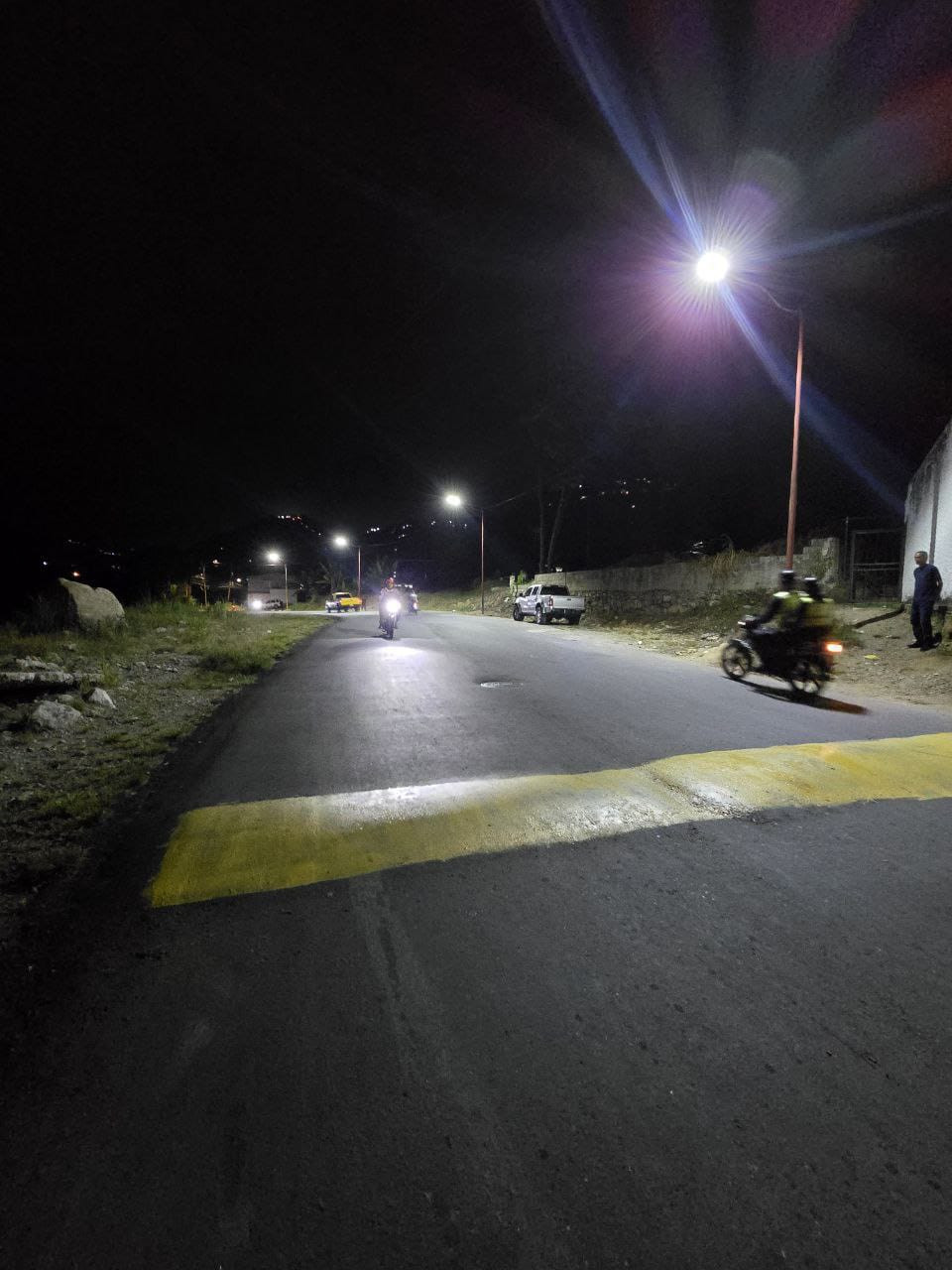 Diario Frontera, Frontera Digital,  Regionales, ,Alcaldía de Mérida restaura alumbrado público en la urbanización Don Perucho