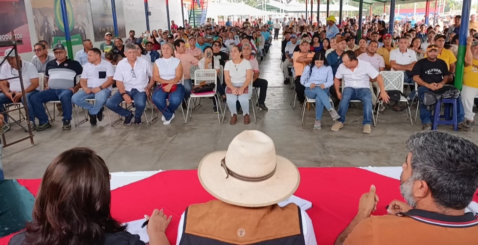 Diario Frontera, Frontera Digital,  Nacionales, ,Paro de lecheros barineses dio tregua por siete días