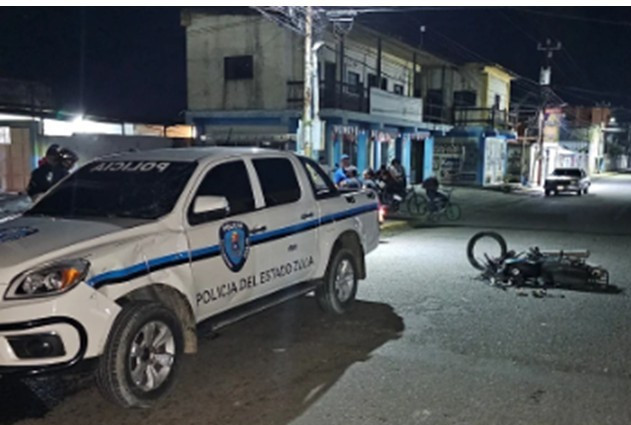 Diario Frontera, Frontera Digital,  Sucesos, ,El occiso respondía al nombre de Danilo José Jiménez Pelellon de 28 años de edad, quien para el momento conducía una motocicleta marca Bera, modelo SBR 150, color negro, placa AT8B79A.,Murió motorizado al estrellarse con unidad policial en Santa Bárbara de Zulia