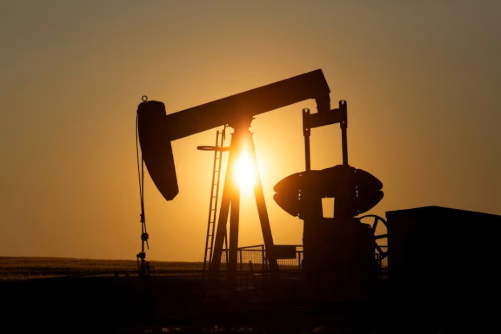Diario Frontera, Frontera Digital,  Internacionales, ,El repunte se produce tras un ultimátum del presidente estadounidense, Donald Trump, que exigió a Irán reabrir el paso marítimo en un plazo de 48 horas,El precio del petróleo abrió al alza y vuelve a superar los 100 dólares por barril