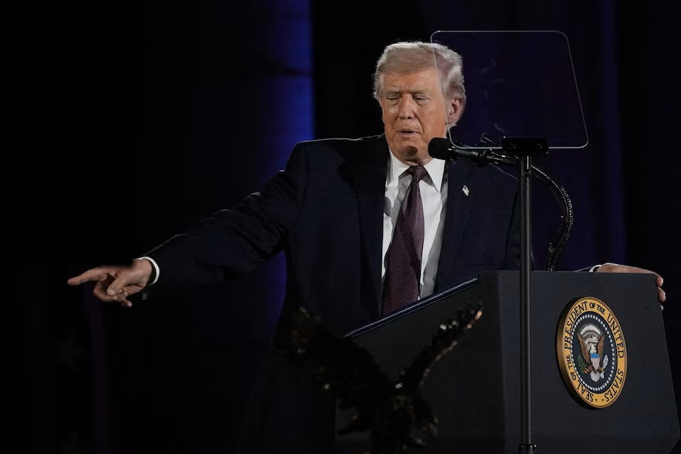 Diario Frontera, Frontera Digital,  Internacionales, ,Durante una cena con miembros republicanos del Congreso, el mandatario sostuvo que existen contactos en curso pese a las negativas públicas del gobierno iraní,Trump aseguró que los líderes iraníes no quieren admitir que negocian con EEUU: 
“Tienen miedo de que los matemos”