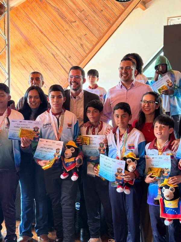 Diario Frontera, Frontera Digital,  Regionales, ,Alcalde Nelson Álvarez reconoce a atletas, científicos y músicos locales
