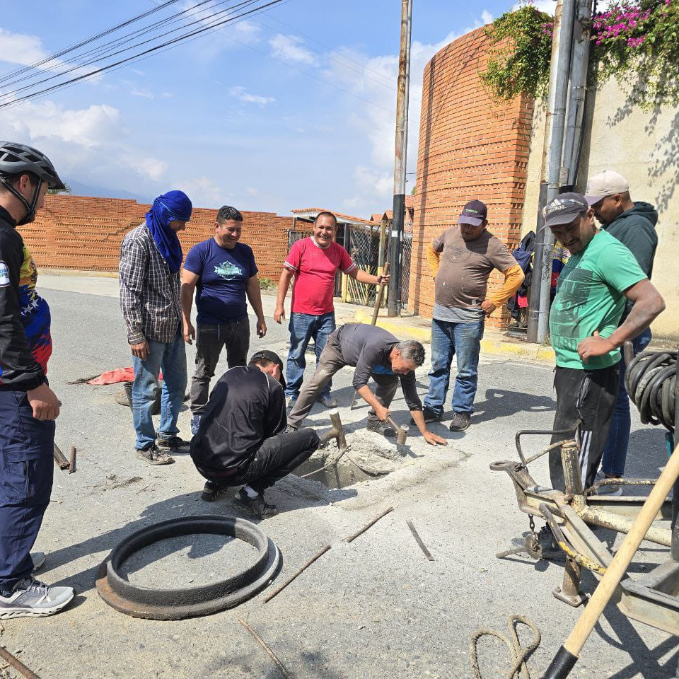 Diario Frontera, Frontera Digital,  Regionales, ,Alcaldía de Mérida rehabilita sistema de alcantarillado en adyacencias de Serranía Casa Club
