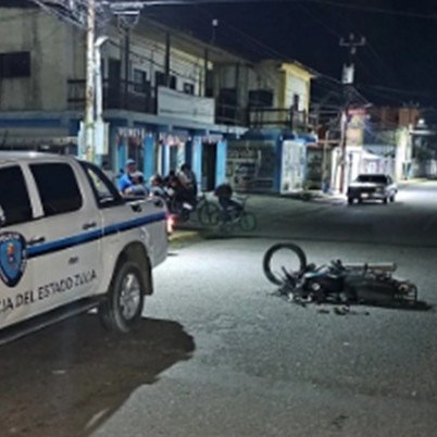 Diario Frontera, Frontera Digital,  Sucesos, ,Murió motorizado al estrellarse con unidad policial en Santa Bárbara de Zulia