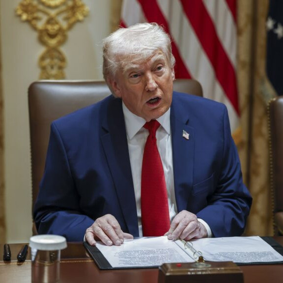 Diario Frontera, Frontera Digital,  Internacionales, ,Trump suavizó sanciones para que empresas de EE UU inviertan en el sector minero venezolano