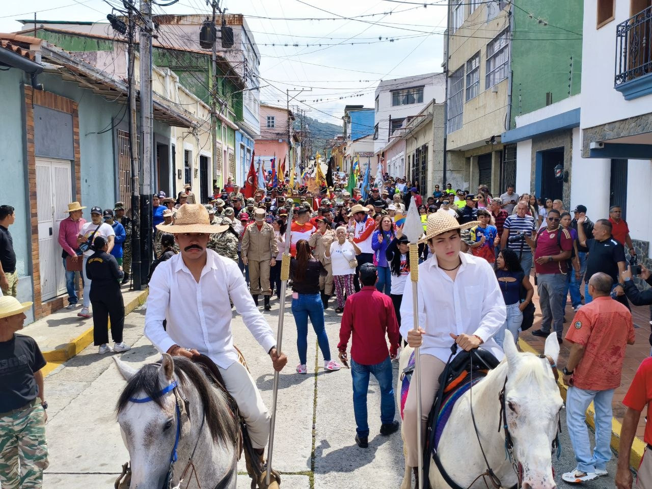 Diario Frontera, Frontera Digital,  Politica, ,El gobernador aseguró que desde Mérida, cuna de gestas históricas como la Campaña Admirable, los ciudadanos continúan trabajando y movilizados para conquistar nuevas victorias populares,Pueblo merideño conmemoró  victoria popular del 13A