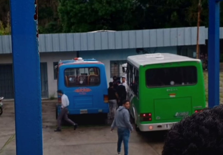 Diario Frontera, Frontera Digital,  Regionales, ,La jornada dejó en evidencia la tensión entre estudiantes y transportistas, pero también abrió un espacio de negociación con la Alcaldía,Estudiantes de la ULA protestaron por incumplimiento 
del pasaje preferencial en Mérida