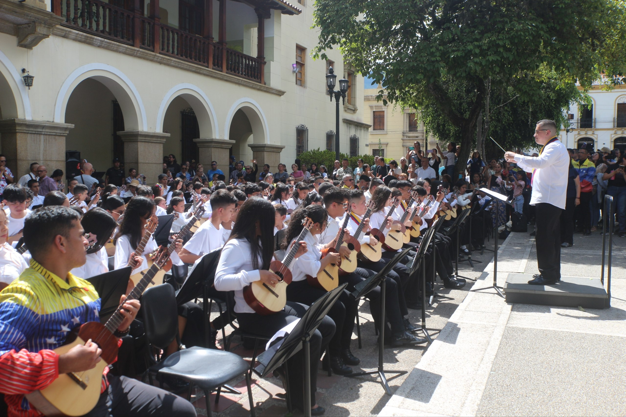 Diario Frontera, Frontera Digital,  Regionales, ,Mérida se llenó de música con el gran concierto “El Sistema celebra el cuatro venezolano”