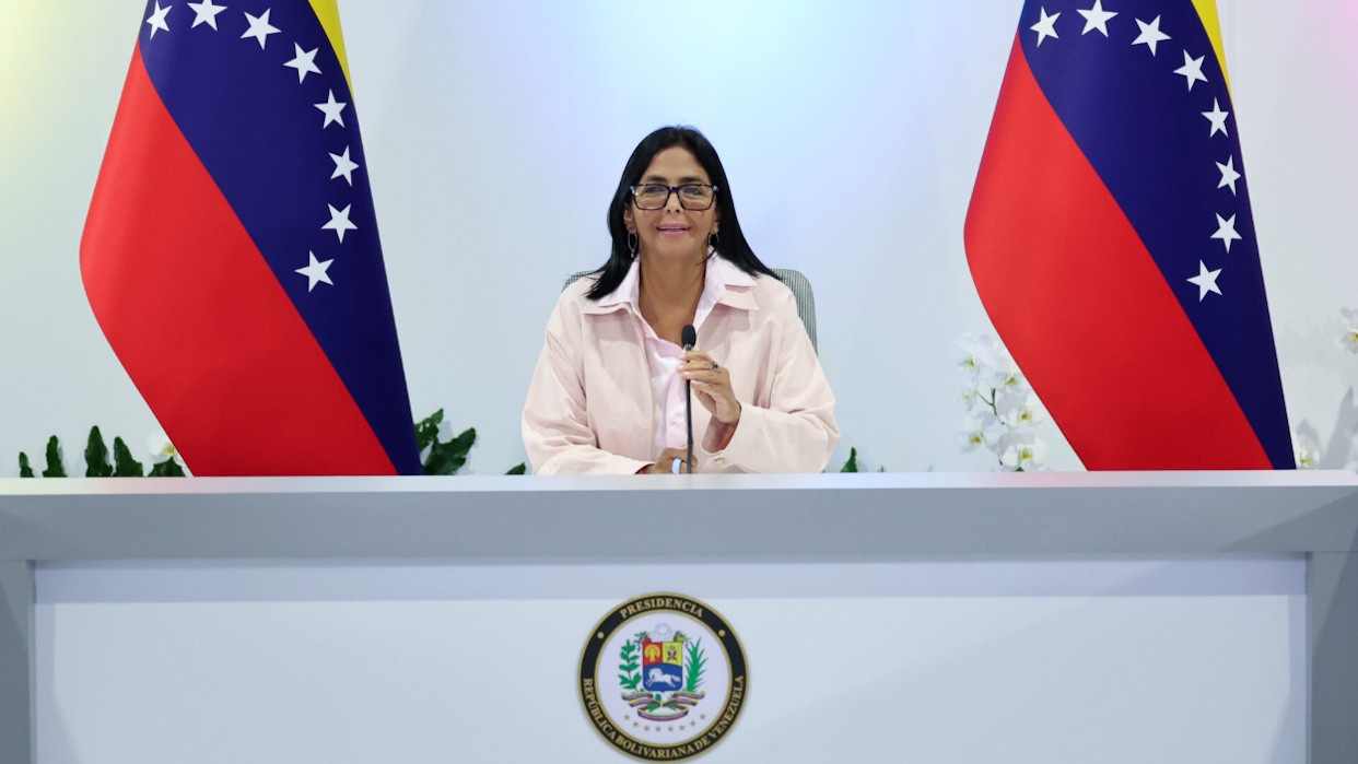 Diario Frontera, Frontera Digital,  Nacionales, ,"Rechazamos el intento de agresión contra el presidente Trump y su esposa, Melania, a quienes extendemos nuestros deseos de buena voluntad, así como a los asistentes a Cena de Corresponsales. La violencia nunca será una opción para quienes defendemos las banderas de la paz", escribió Rodríguez,Presidenta encargada Delcy Rodríguez rechaza intento de agresión contra Donald Trump: "La violencia nunca será opción"