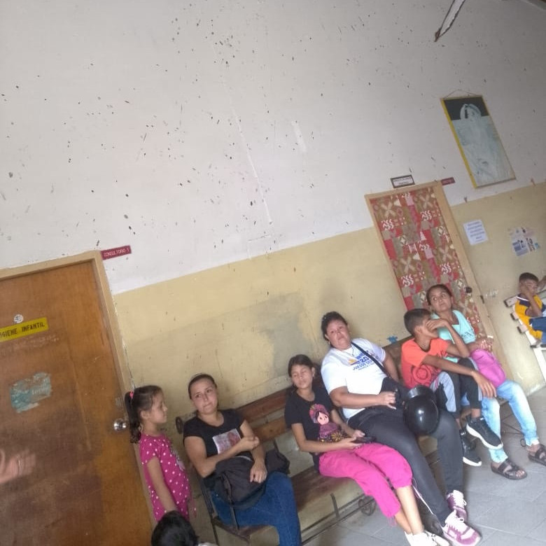 Diario Frontera, Frontera Digital,  El Vigía Panamericana, ,Se observan manchas de estiércol de murciélagos en el Hospitalito del Niño de El Vigía