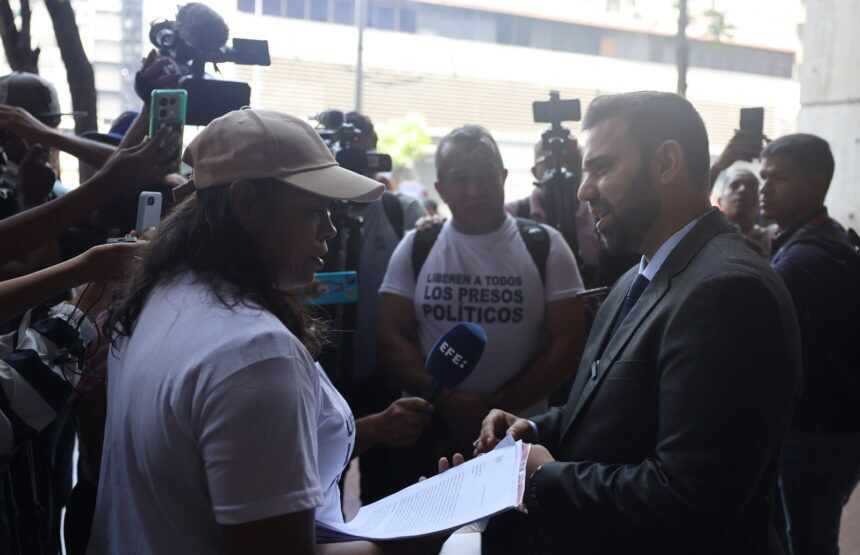 Diario Frontera, Frontera Digital,  Nacionales, ,Defensoría del Pueblo se comprometió a recibir denuncias de familiares de presos políticos