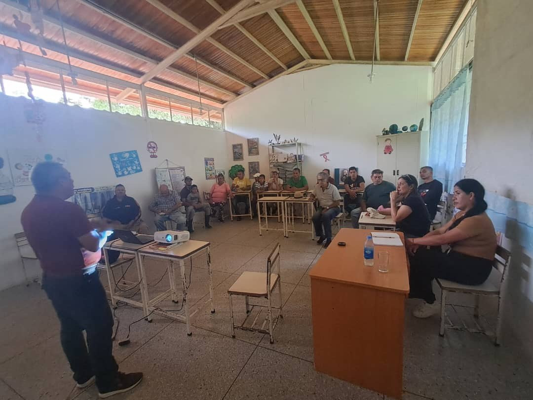 Diario Frontera, Frontera Digital,  Regionales, ,El proyecto, que se desarrolla específicamente en el sector El Portachuelo-La Esmeralda, es ejecutado por la Asociación de Productores del Municipio Zea (APROAZEA),Productores de Zea se capacitan en manejo poscosecha y comercialización de cambur orgánico