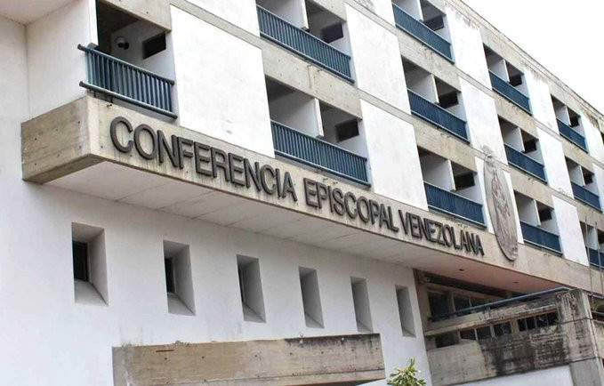 Diario Frontera, Frontera Digital,  Nacionales, ,En el texto, la CEV señala que "es imperativo determinar las responsabilidades de aquellos funcionarios que, por acción u omisión, permitieron que un joven venezolano muriera en el olvido, sin acceso a su familia y privado del debido proceso".,La Iglesia católica pide aclarar y determinar responsabilidades penales en el caso de Víctor Quero