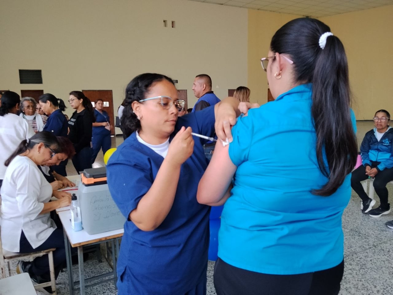 Diario Frontera, Frontera Digital,  Salud, ,Explicó que se tiene previsto vacunar alrededor de 158 000 niños y adolescentes, además de 32 000 trabajadores, entre personal administrativo, docente y obrero,Jornada de vacunación en Libertador beneficia más de 190 000 personas