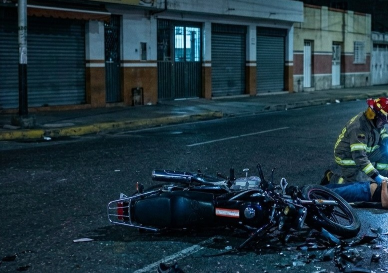 Diario Frontera, Frontera Digital,  Sucesos, ,Colisión con objeto fijo deja una ciudadana lesionada en el municipio Tovar