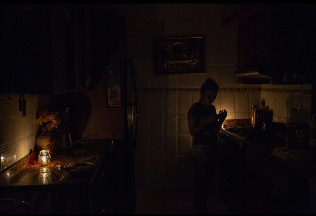 Diario Frontera, Frontera Digital,  Regionales, ,De acuerdo con la portavoz, el principal detonante del daño psicológico en los merideños no es solo la falta de energía en sí, sino la ausencia de cronogramas oficiales,CIP-ULA alerta sobre impacto de crisis eléctrica en salud mental y física de los merideños