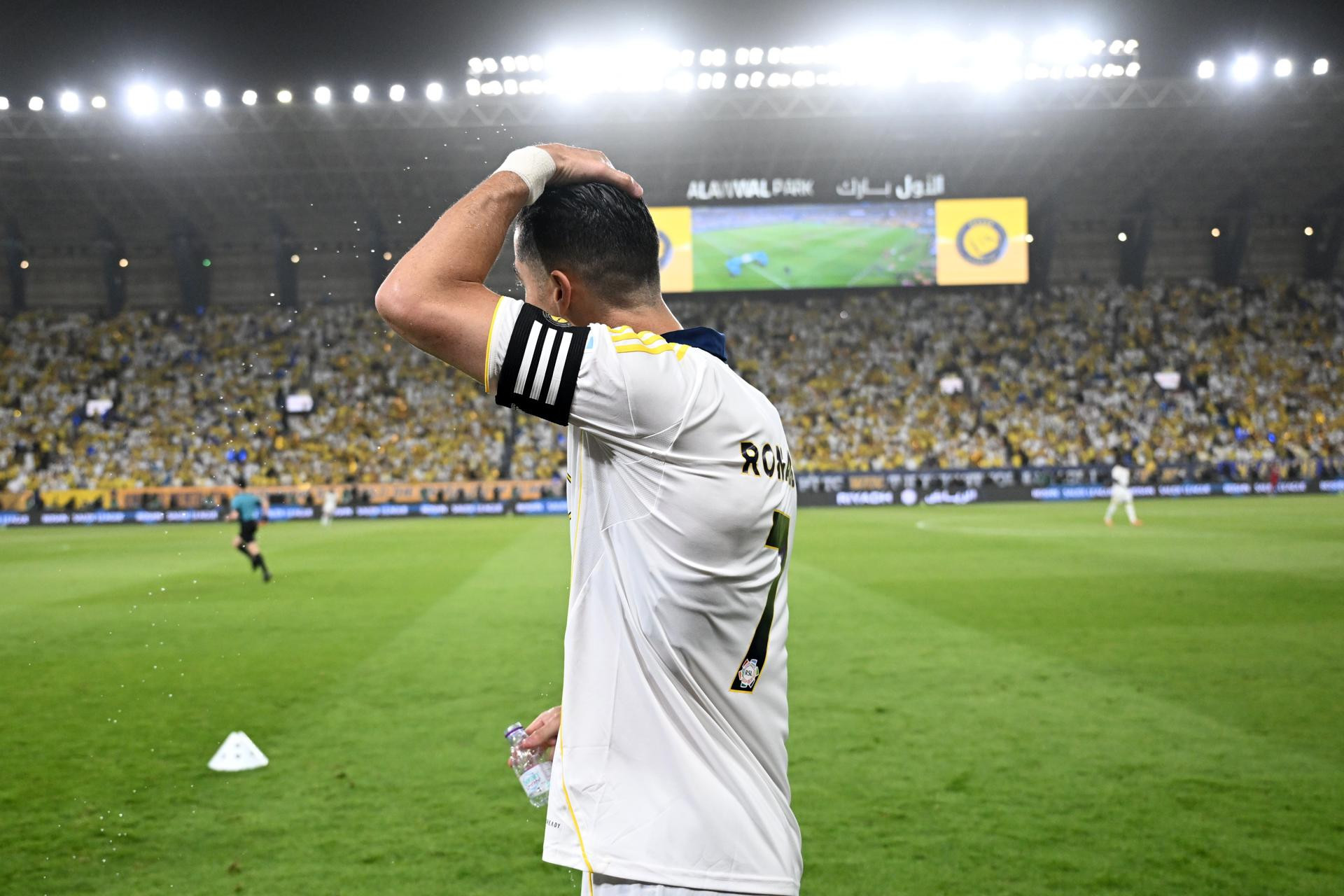 Diario Frontera, Frontera Digital,  Deportes, ,El portugués, recientemente convocado para disputar su sexto Mundial, logró su primer título en Arabia y el número 36 de toda su carrera. Hasta la fecha, con el cuadro de Riad tan solo había ganado la Copa de Campeones de Clubes Árabes de 2023, una competición no reconocida por la FIFA.,Al fin Cristiano celebró un título con Al Nassr 
tras marcar doblete que lo acerca a los 1000 goles