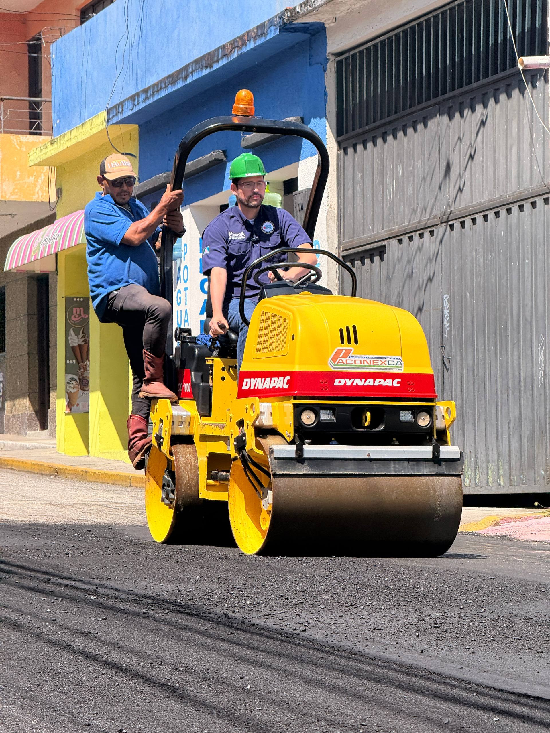 Diario Frontera, Frontera Digital,  Regionales, ,El mandatario municipal, Nelson Álvarez, informó que los trabajos impactan un tramo de aproximadamente 1.5 kilómetros, iniciando desde la calle de servicio del centro comercial Milenium hacia la vía principal que conduce a la Plaza Bolívar,Alcalde Nelson Álvarez ejecutó tercera fase del plan de asfalto en La Parroquia