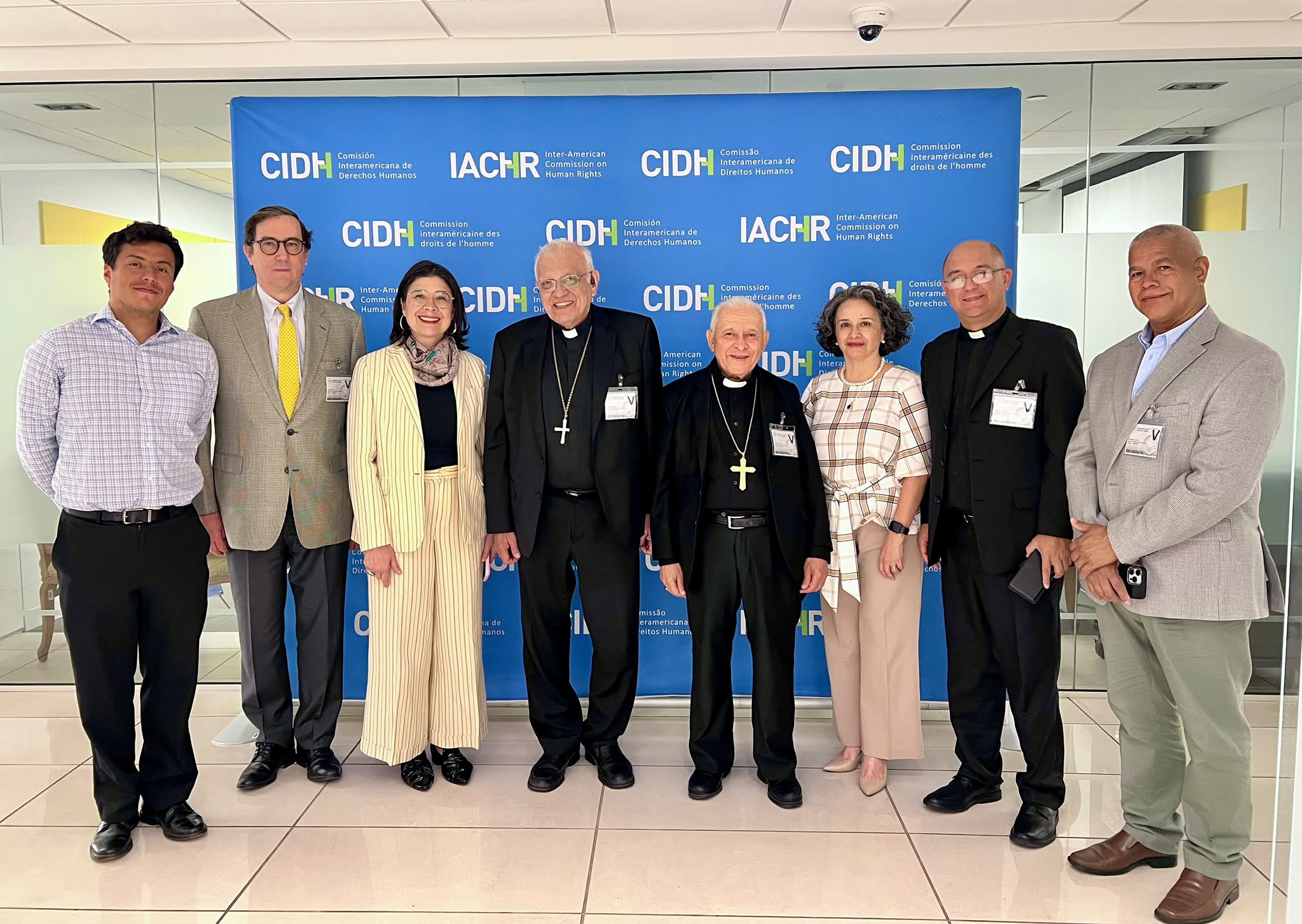 Diario Frontera, Frontera Digital,  Nacionales, ,La información fue divulgada por la propia Cidh a través de sus redes sociales. En el encuentro participaron además la secretaria ejecutiva del organismo,Iglesia venezolana y la Cidh se reúnen para analizar la transición con elecciones libres