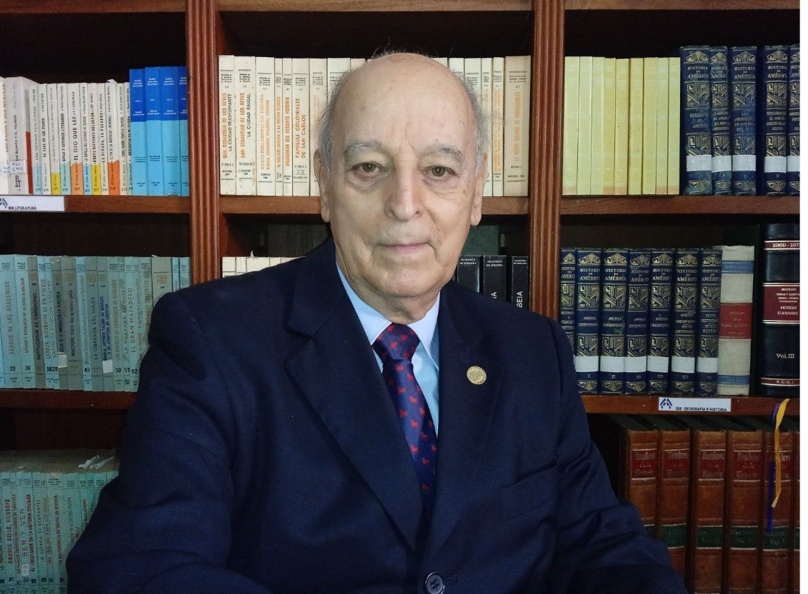 Diario Frontera, Frontera Digital,  Regionales, ,Indicó el ponente Fortunato González que el  Plan de Gobierno para el Estado Mérida contempla "atención de las necesidades de alimentación, salud y educación, asegurar la paz y la tranquilidad  apoyar su desarrollo económico y social ",En la Academia de Mérida presentan Plan de Desarrollo