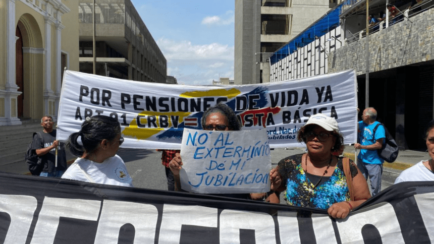 Diario Frontera, Frontera Digital,  Nacionales, ,Docentes, trabajadores y jubilados marcharon al Ministerio de Educación para exigir salarios dignos