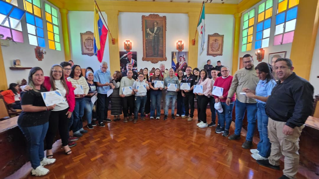 Diario Frontera, Frontera Digital,  Regionales, ,CLEBM rinde homenaje en Sesión Solemne a la fuerza laboral de Mérida