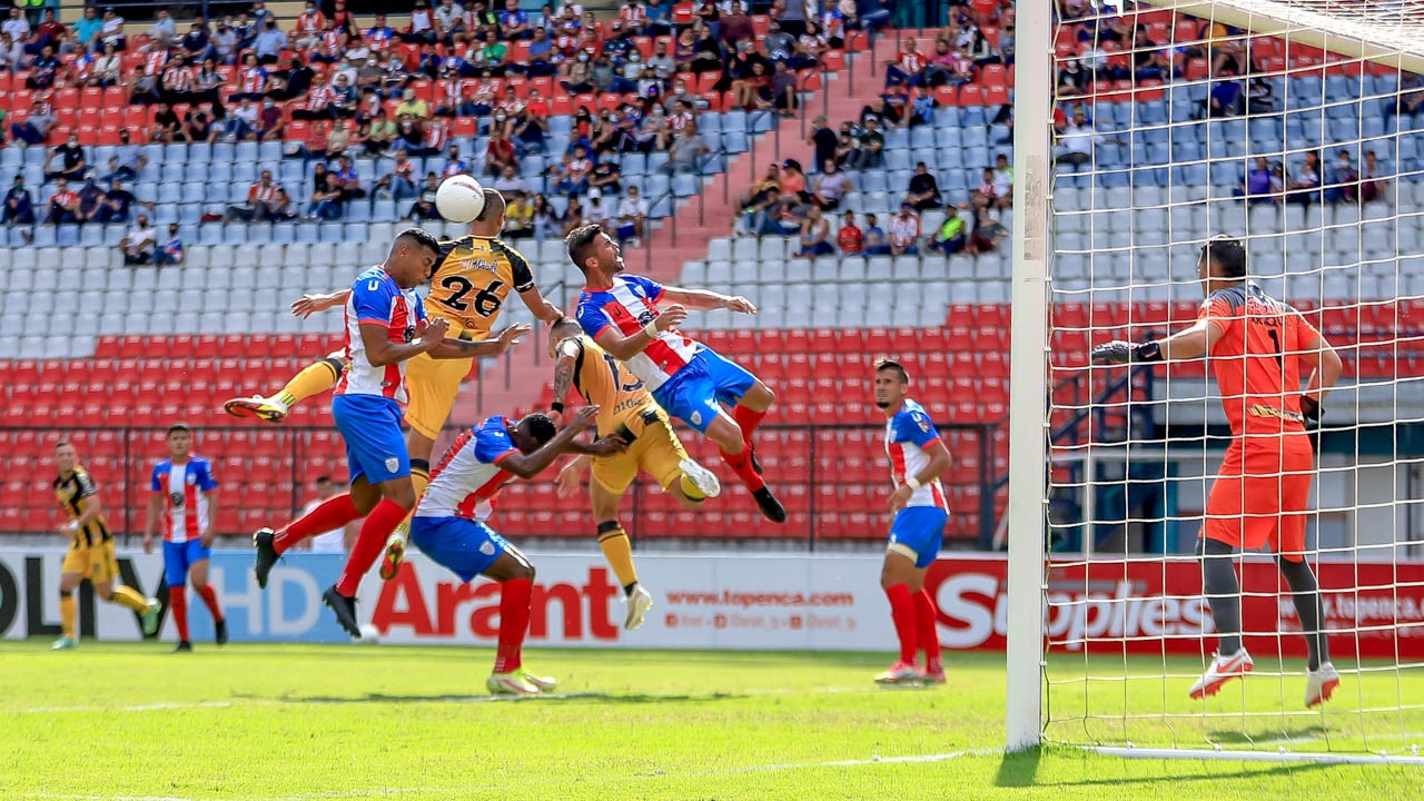 Diario Frontera, Frontera Digital,  Deportes, ,Foto: Archivo,Estudiantes de Mérida venció 2-1 al Deportivo Táchira y rompió la racha negativa