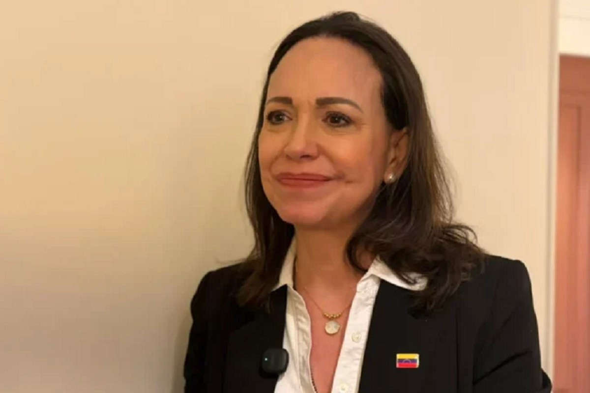 Diario Frontera, Frontera Digital,  Politica, ,"Vamos a llegar a un proceso electoral impecable en el cual los venezolanos vamos a decidir nuestro destino. Ese es un compromiso asumido por todos. Y para ello también regreso a Venezuela pronto".,María Corina Machado afirma que regresará a Venezuela 
"para avanzar en la fase final de la transición"