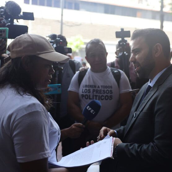 Diario Frontera, Frontera Digital,  Nacionales, ,Defensoría del Pueblo se comprometió a recibir denuncias de familiares de presos políticos