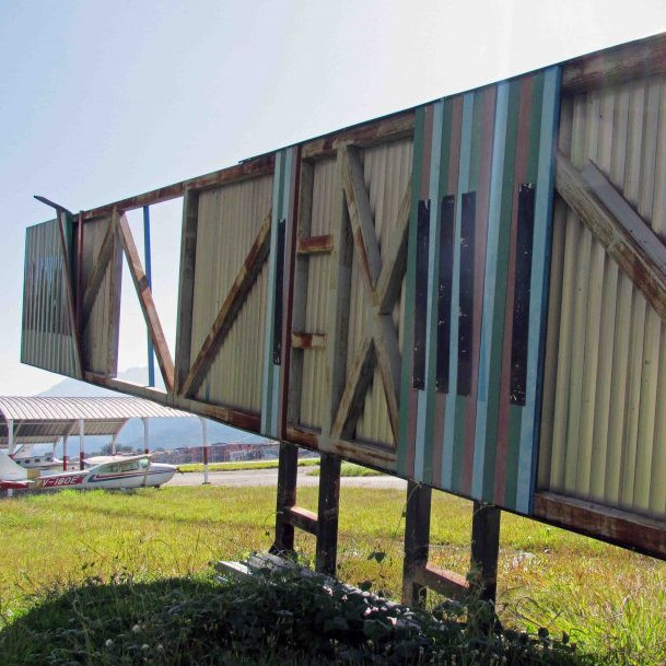 Diario Frontera, Frontera Digital,  Regionales, ,En riesgo obra de Carlos Cruz-Diez ubicada 
en el aeropuerto “Alberto Carnevali” de Mérida