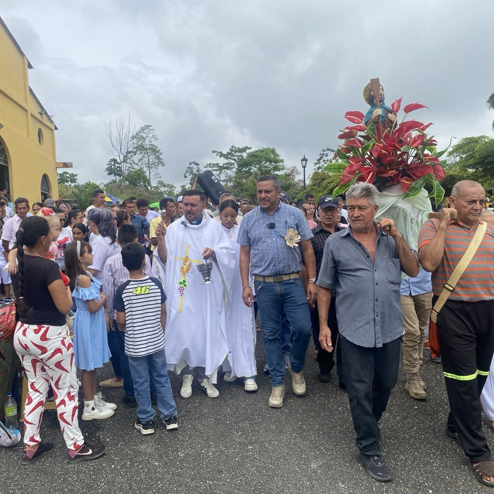 Diario Frontera, Frontera Digital,  Mocoties, ,Con gran éxito se realizó la Feria Agrícola Escolar en honor a San Isidro Labrador en Caño El Tigre - Zea